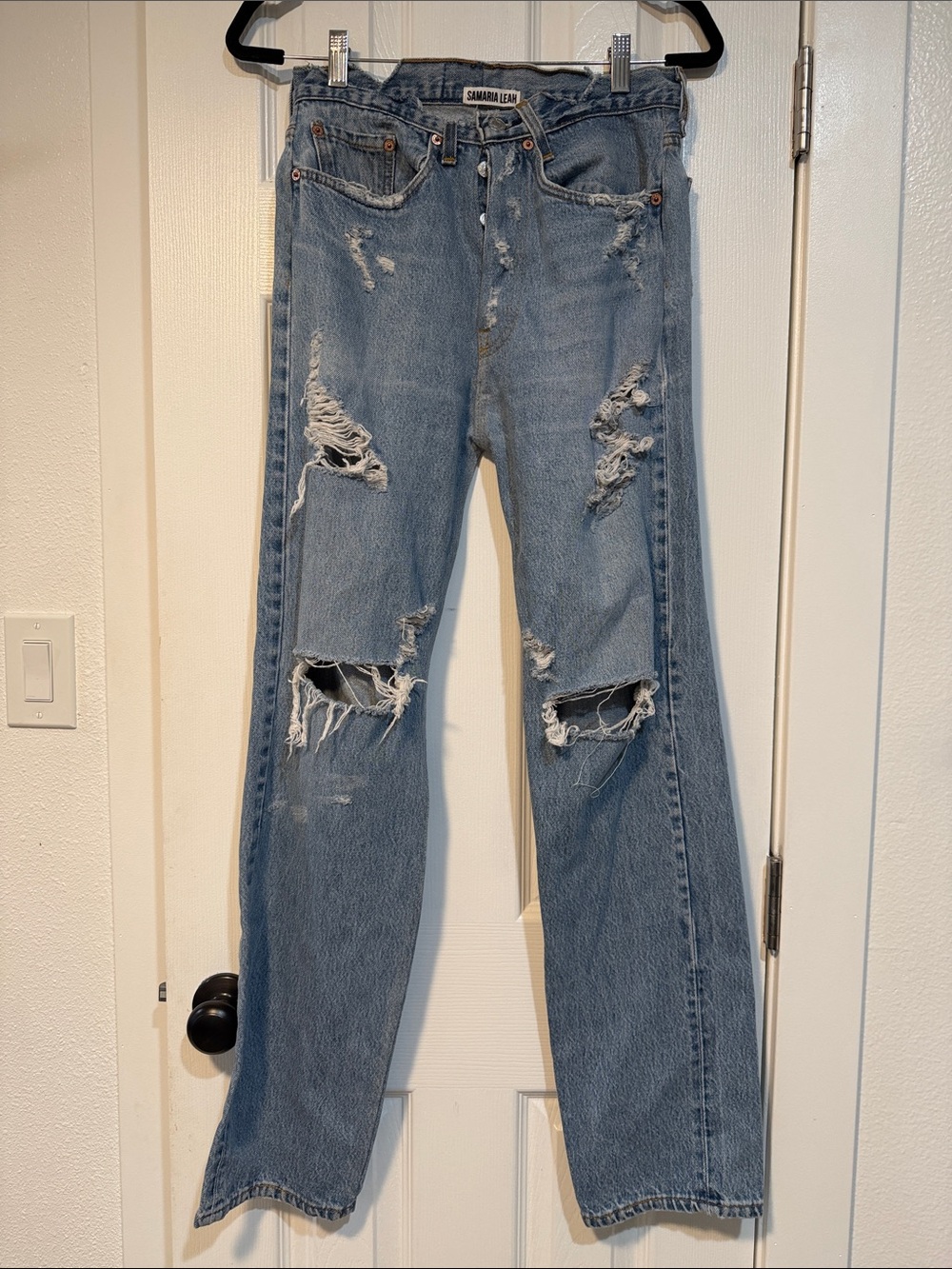 Women’s Straight Leg Distressed Jeans — Light Blue